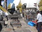 Kathmandou - Swayambhunath le temple des singes
