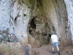 Traverser la grotte